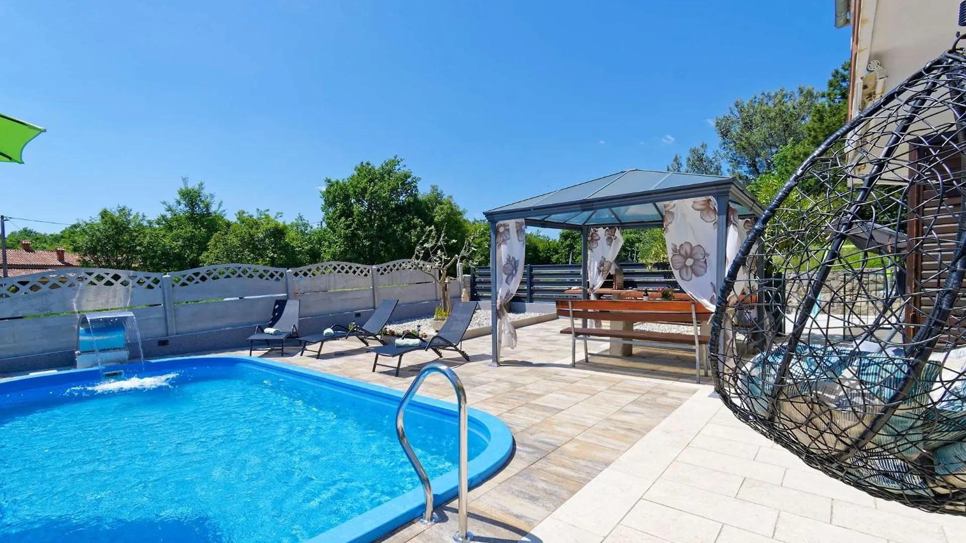 Apartment Feruccio By Rent Istria Kršan
