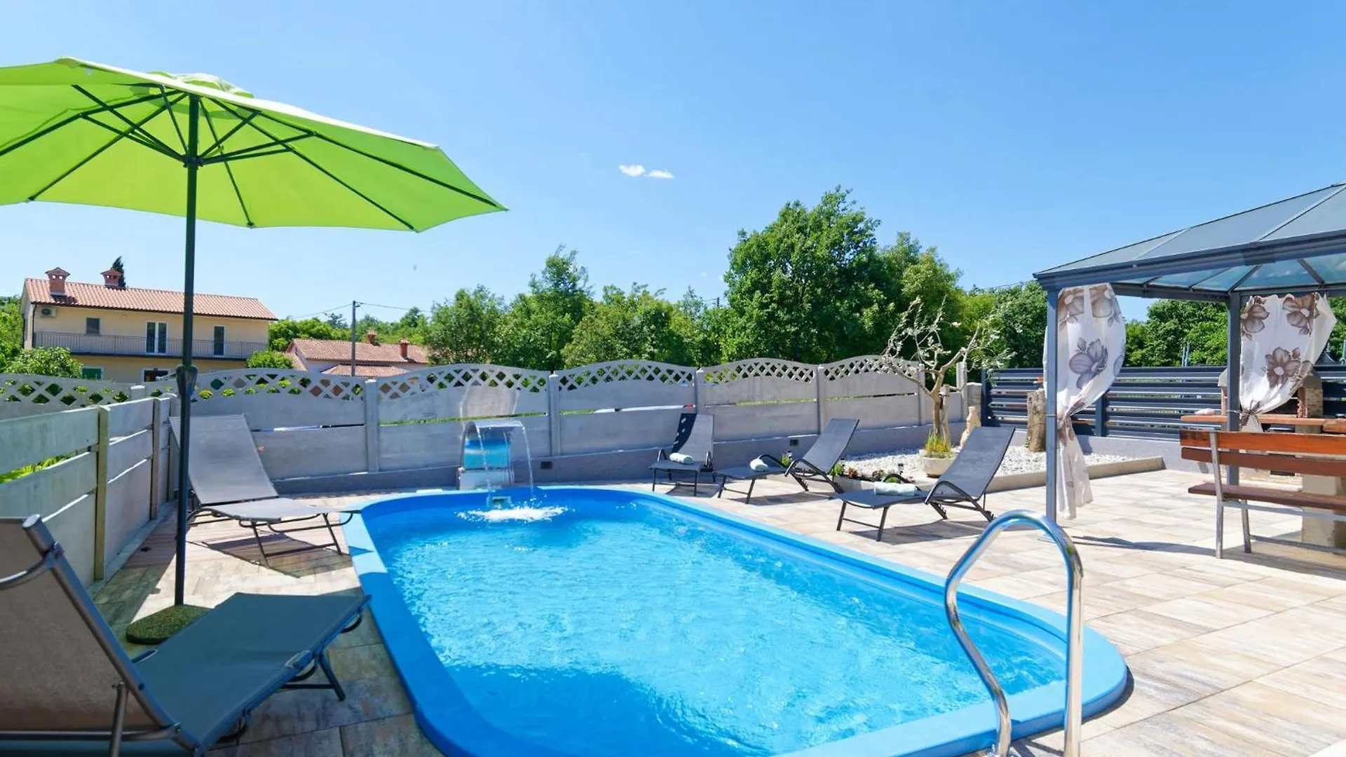 Apartment Feruccio By Rent Istria Kršan